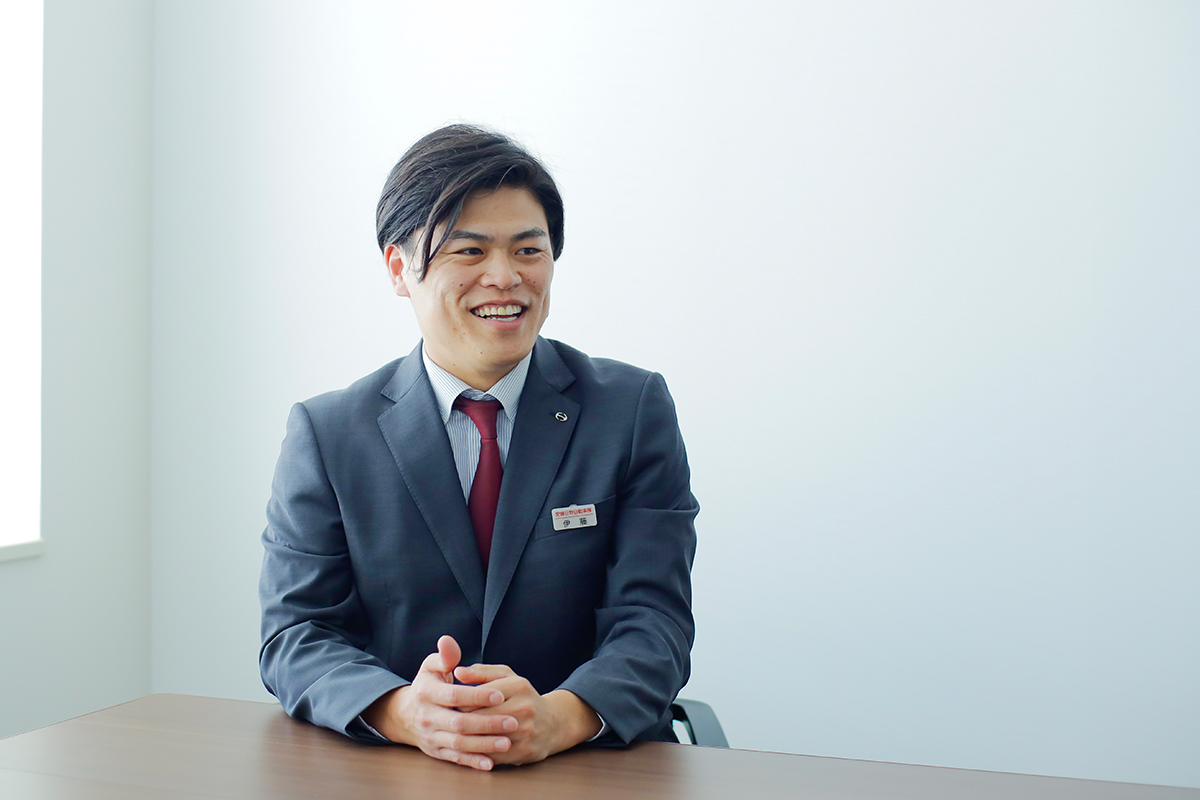 愛媛日野自動車